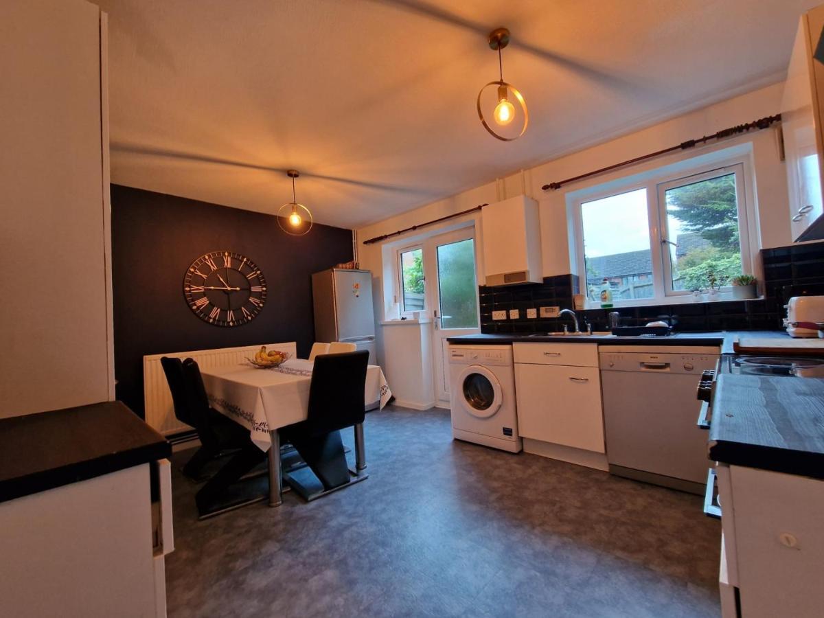 Nice Living Serviced Accommodations 7 Rugby Buitenkant foto